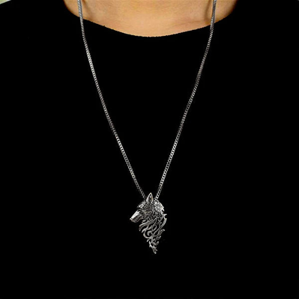 silver wolf head pendant necklace for men Pakistan
