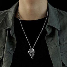 silver wolf head pendant necklace for men Pakistan