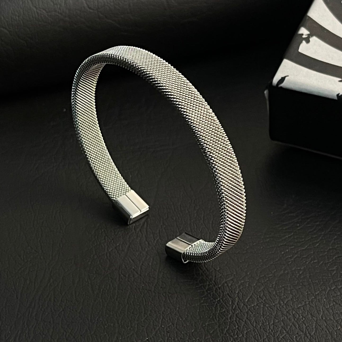stainless steel silver mesh kara hand cuff bracelet for men in Pakistan