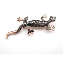 Load image into Gallery viewer, lizard crocodile brooch lapel pin in Pakistan