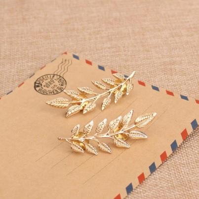 Gold Leaf Collar Pins