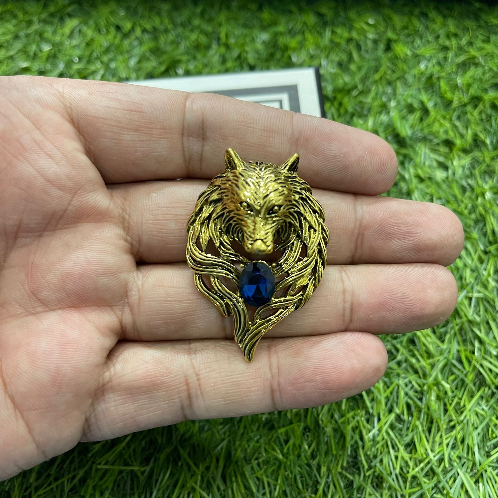 Wolf brooch hot sale