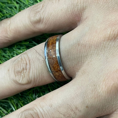 Wood Grain Titanium Ring (Silver)