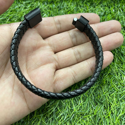 black braided leather bracelet for men in pakistan