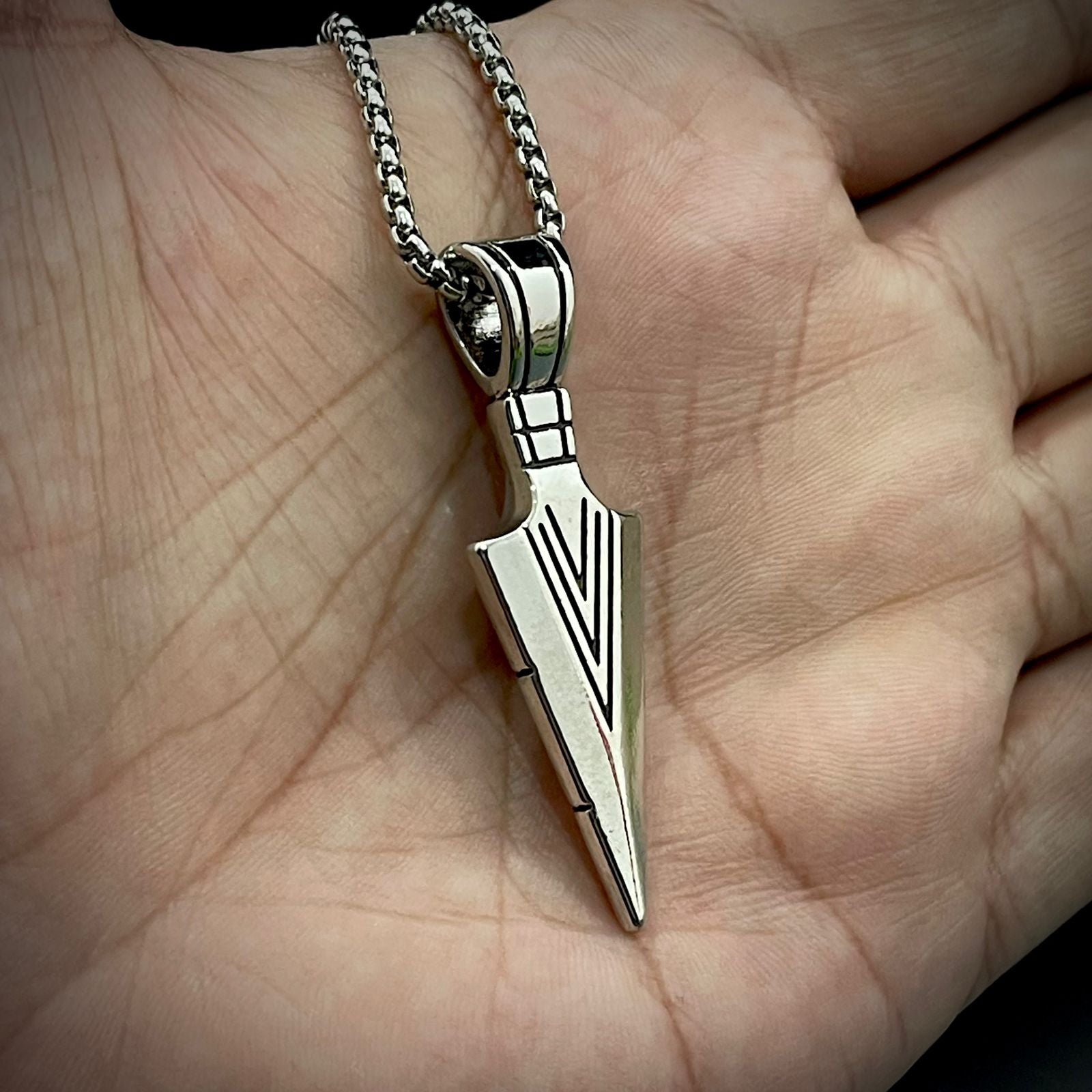 ARROW NECKLACE on Sale - Off-White™ Official IN