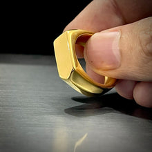 Load image into Gallery viewer, golden arrow signet ring for men online in pakistan
