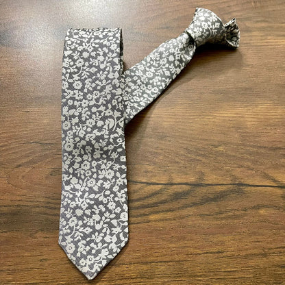 Silver Grey Floral Slim Neck Tie