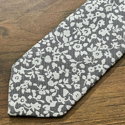 Silver Grey Floral Slim Neck Tie