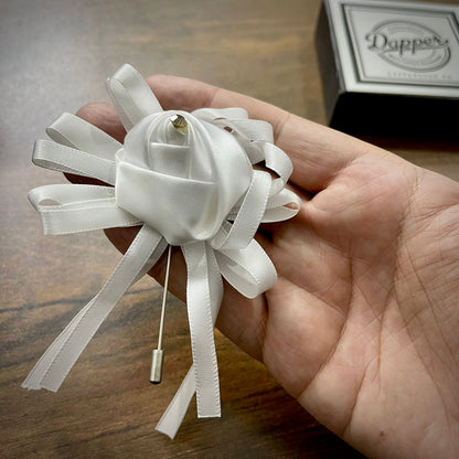 White Flower Wedding Corsage Lapel Pin For Men