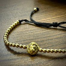 Load image into Gallery viewer, Gold Lion Head Beads Bracelet