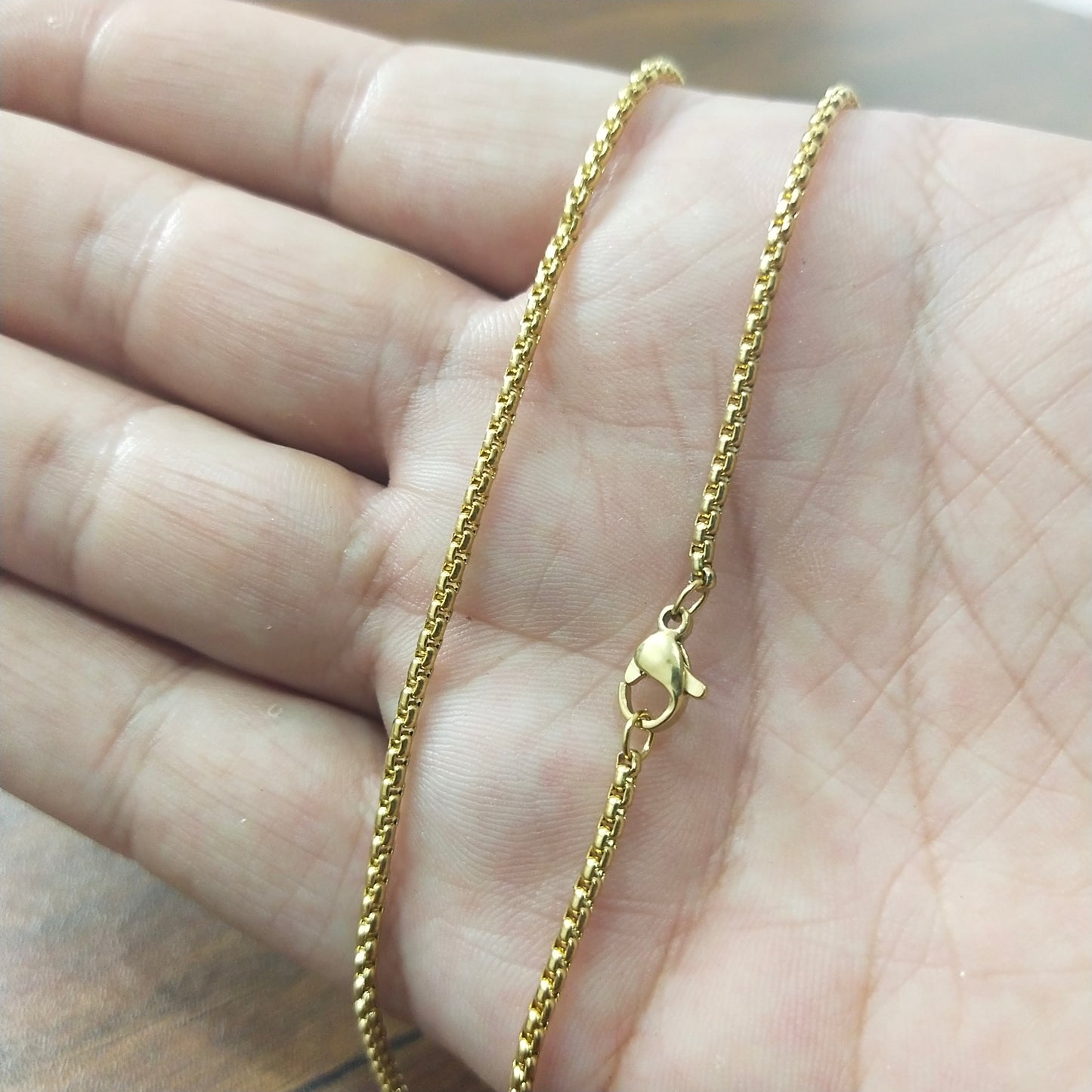 2mm gold thin round box chain necklace for men online in Pakistan