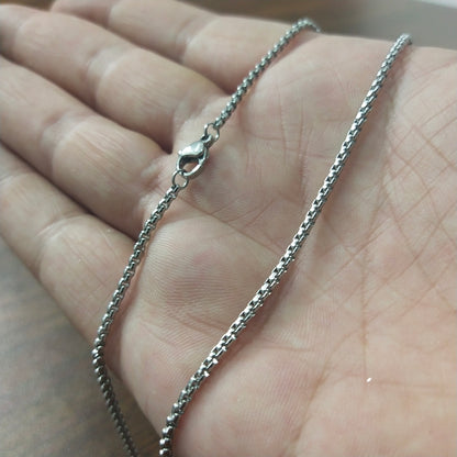 2mm thin Silver round box chain necklace for men online in Pakistan