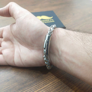 Silver bracelet for men online in Pakistan