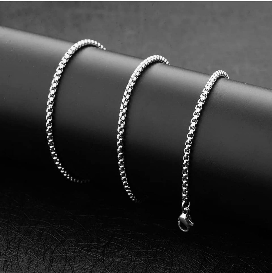 2mm thin Silver round box chain necklace for men online in Pakistan
