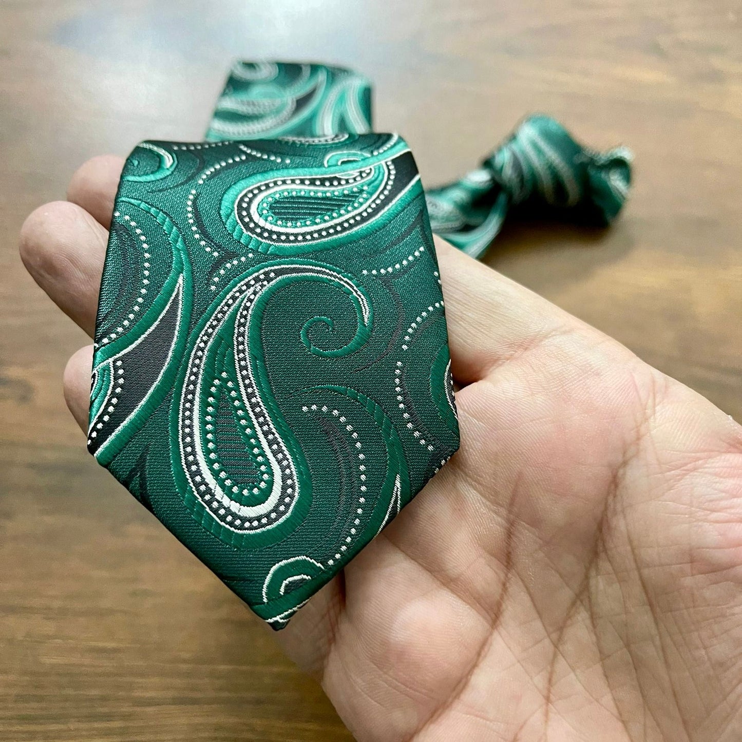 Green Paisley Floral Slim Neck Tie