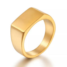 Load image into Gallery viewer, Golden Signet Ring For Men