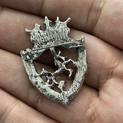 crown horse brooch for wedding suit in Pakistan