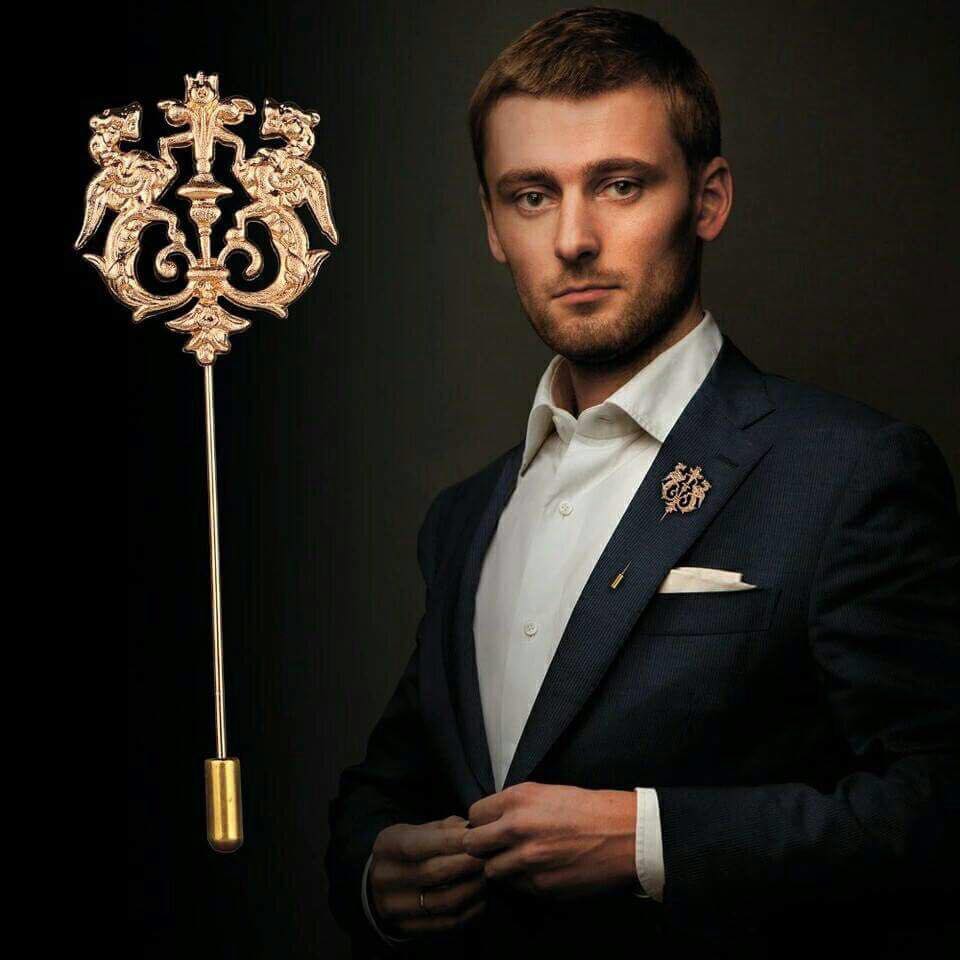 Golden Wedding Brooch lapel pin for men in pakistan