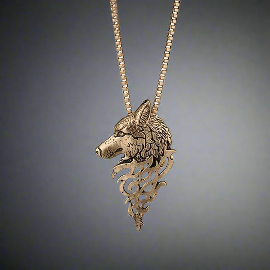 golden wolf head pendant necklace for men Pakistan
