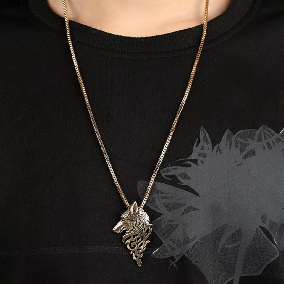 golden wolf head pendant necklace for men Pakistan