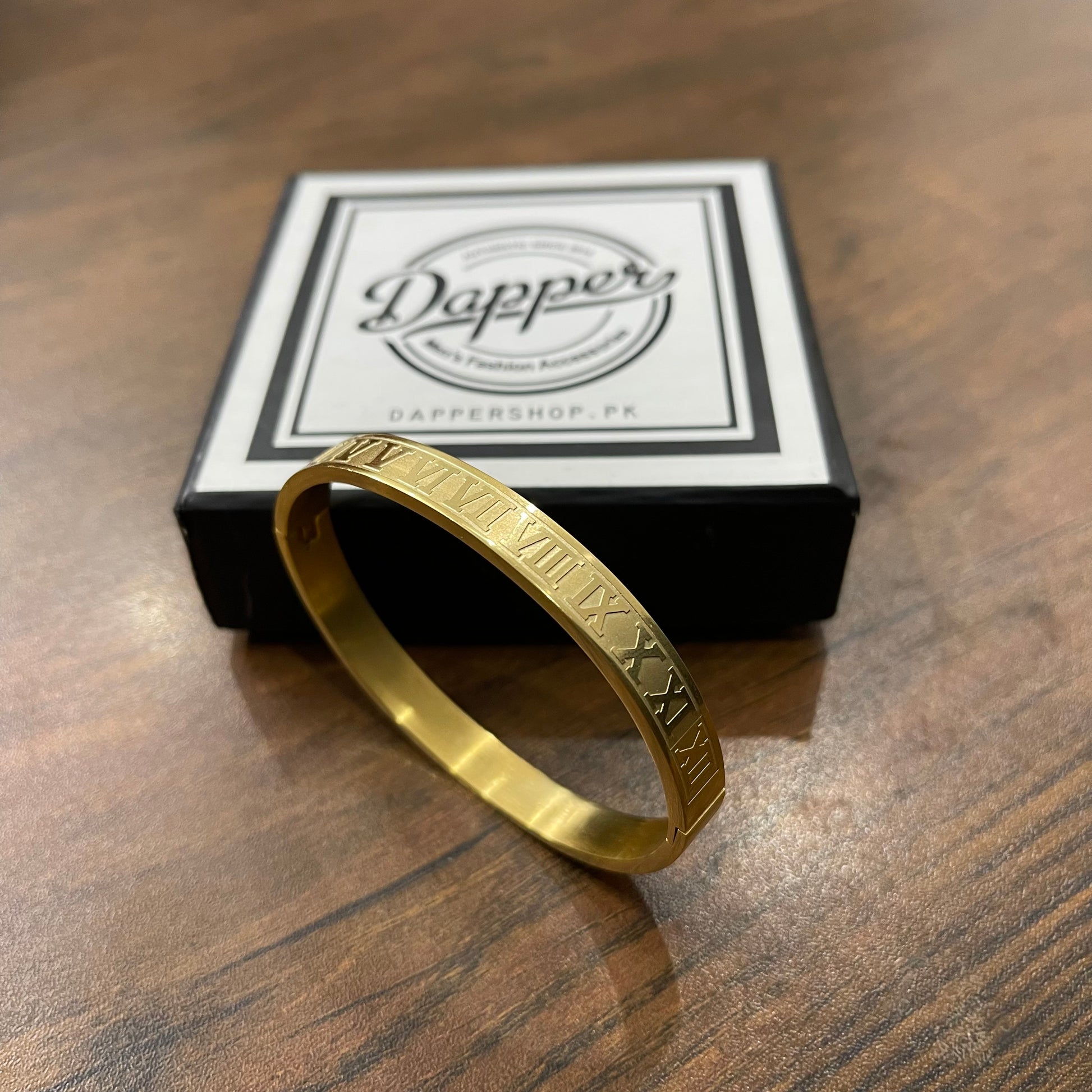 Royal Roman Numerals Golden Bracelet For Men – The Dapper Shop