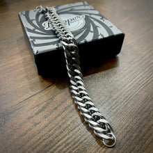 Load image into Gallery viewer, heavy silver chain bracelet for men in pakistan