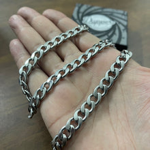 Load image into Gallery viewer, 9mm silver figaro heavy neck chain for men in pakistan