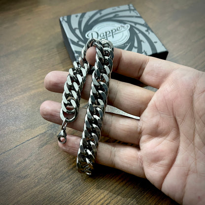 heavy silver chain bracelet for men in pakistan