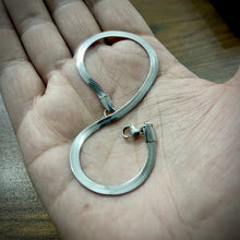 Load image into Gallery viewer, Light Weight 3mm Silver Flat Snake Bracelet For Men/Women