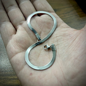 Light Weight 3mm Silver Flat Snake Bracelet For Men/Women
