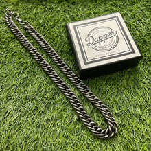 Load image into Gallery viewer, Heavy Round Curb Link Neck Chain For Men